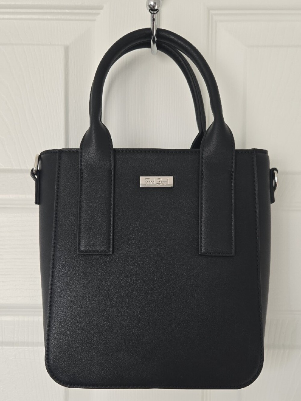 Fred Segal x Harry Potter Colab Lumos Black Women's Handbag with Wand Accent - Picture 2 of 5